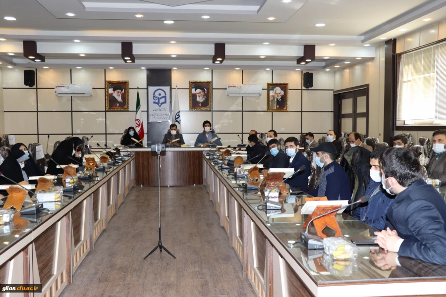 طلیعه یوم الله دهه فجر نقطه پایان استبداد و سلطه طاغوت و آغاز خود باوری ملت ایران محسوب می شود. 3