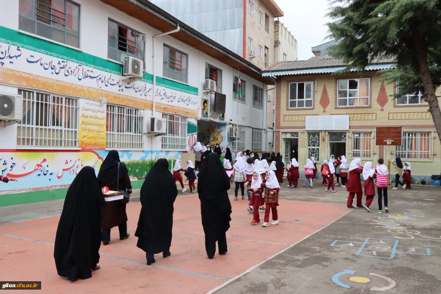 بازدید رییس اداره کارورزی سازمان مرکزی ازمدارس مجری طرح کارورزی دانشجو معلمان  5