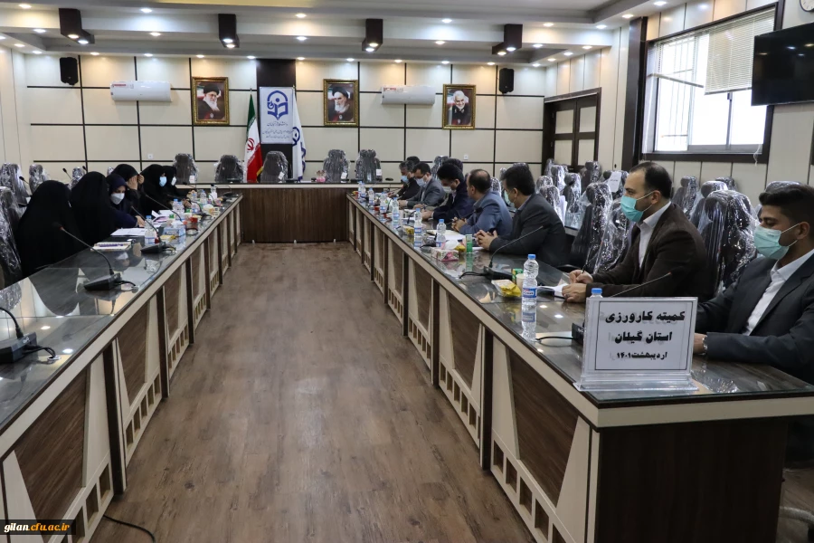 بازدید رییس اداره کارورزی سازمان مرکزی ازمدارس مجری طرح کارورزی دانشجو معلمان  7