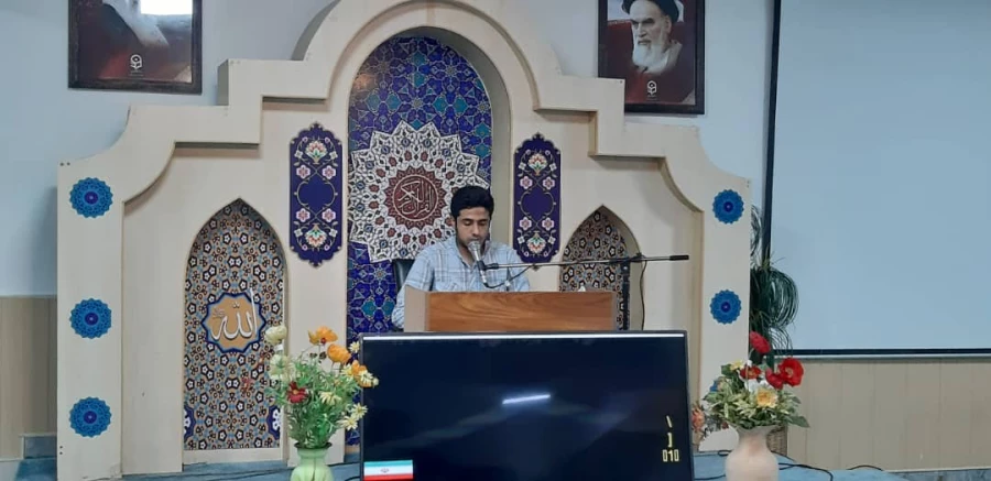 دومین روز جشنواره قرآن و عترت در حسینیه دانشگاه فرهنگیان استان گیلان برگزار شد. 5