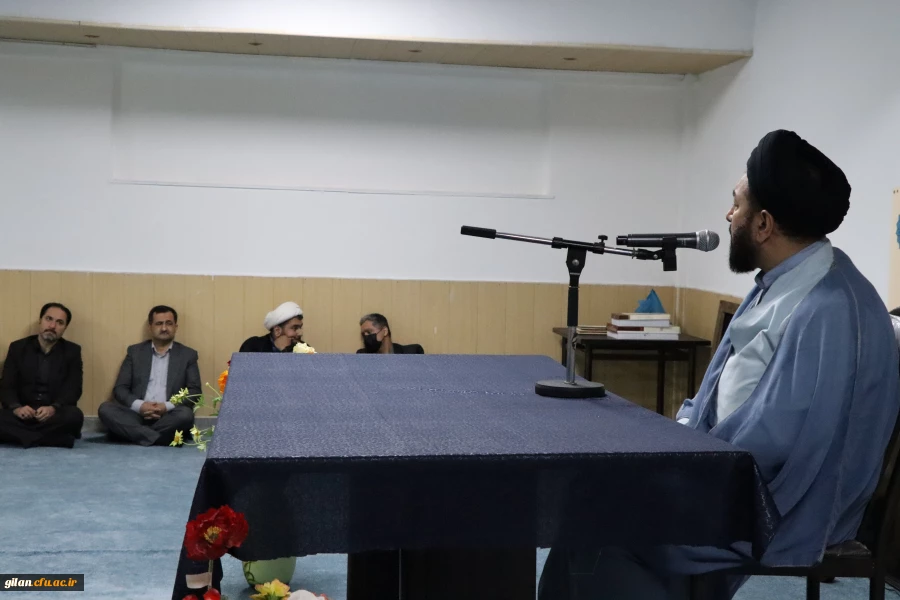 تجلیل از عوامل برگزارکننده سی و دومین جشنواره ملی قرآن و عترت دانشجویی 3