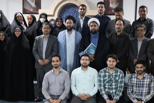 تجلیل از عوامل برگزارکننده سی و دومین جشنواره ملی قرآن و عترت دانشجویی 6