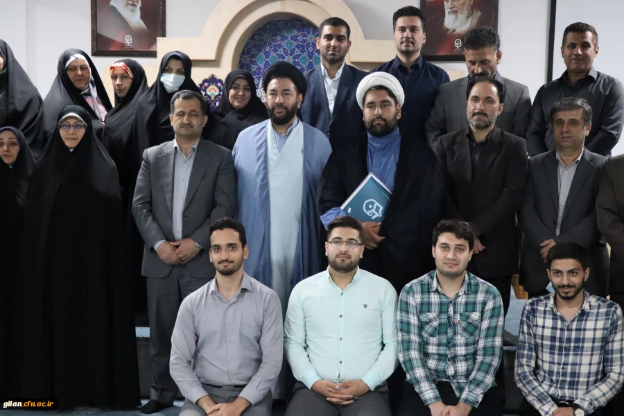 تجلیل از عوامل برگزارکننده سی و دومین جشنواره ملی قرآن و عترت دانشجویی 6