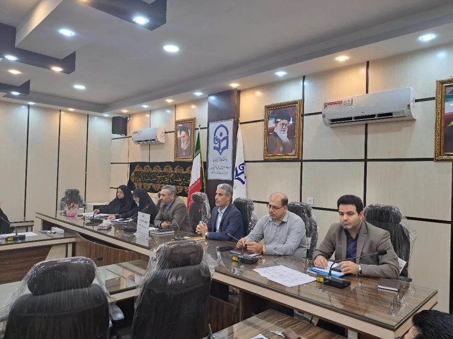 جلسه توجیهی عوامل اجرایی و مصاحبه گران داوطلبان ورود به دانشگاه 4