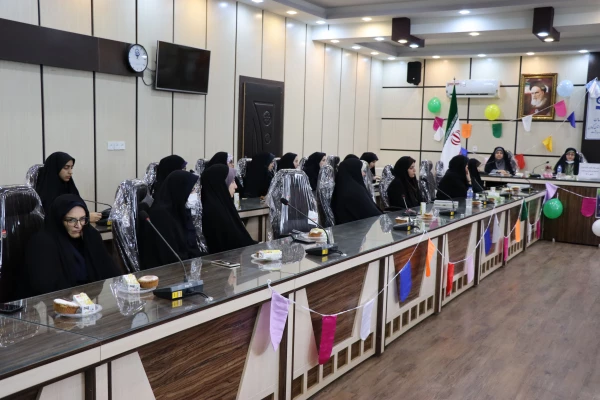 مهمترین عنصروحدت،اخلاق و منش اسلامی است که خداوند آنرا بعنوان تکیه گاه استواری برای مسلمانان یادکرده است. 4