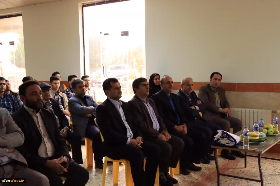 را و رسالت معلمی امتداد راه انبیاء خداوند است. 5