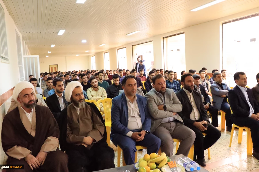 را و رسالت معلمی امتداد راه انبیاء خداوند است. 6