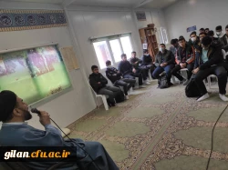 می دانیم که امروز اگر به سایه راحت نشسته ایم، مدیون استقامت شهیدانی هستیم که در آشوب ظلمت چیره، به مصاف شب رفتند تا ایمان خفته انسان را به سامان صبح برسانند. 2