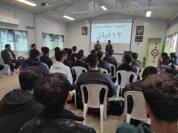 می دانیم که امروز اگر به سایه راحت نشسته ایم، مدیون استقامت شهیدانی هستیم که در آشوب ظلمت چیره، به مصاف شب رفتند تا ایمان خفته انسان را به سامان صبح برسانند. 5