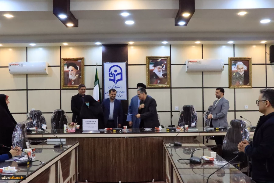 مراسم تکریم و معارفه عامل مالی دانشگاه فرهنگیان با حضور مسئولین اداره کل امورمالی سازمان مرکزی 5