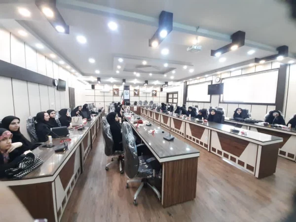 به مناسبت گرامیداشت هفته بسیج و به همت بسیج اساتید دانشگاه فرهنگیان برگزار گردید: 8