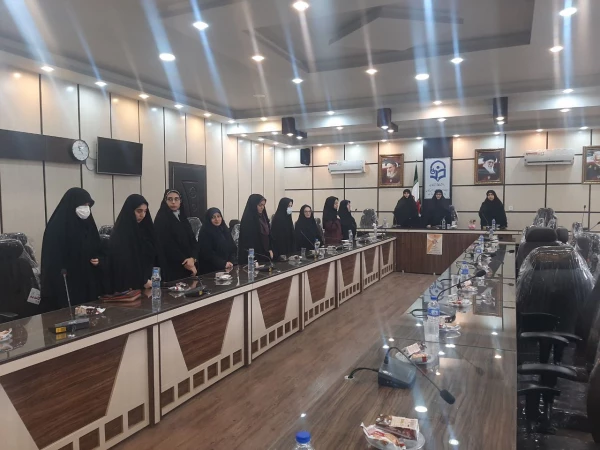 برگزاری نشست علمی - تخصصی  " عظمت زن از منظر آیات وروایات " در دانشگاه فرهنگیان  استان گیلان  5