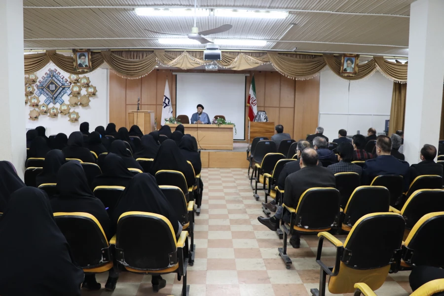 تشکیل گروه علوم تربیتی و معارف با مسئولین دانشگاه در آغاز نیم سال جدید تحصیلی 5