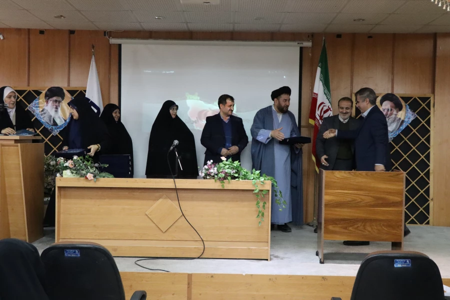 برگزاری مرسم تکریم دانایی 4