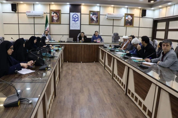 کارگاه های تدوین کتب درسی دانشگاهی، به میزبانی دانشگاه فرهنگیان گیلان برگزار گردید. 4