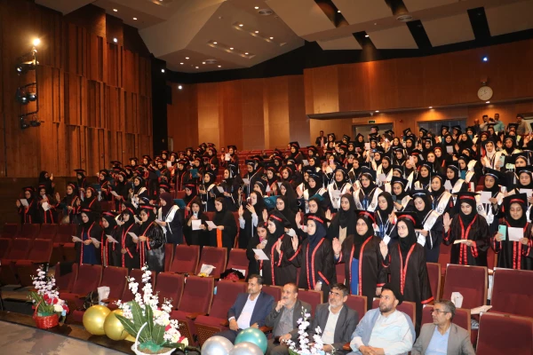 برگزاری آیین دانش آموختگی پردیس شهید بنت الهدی صدر  8