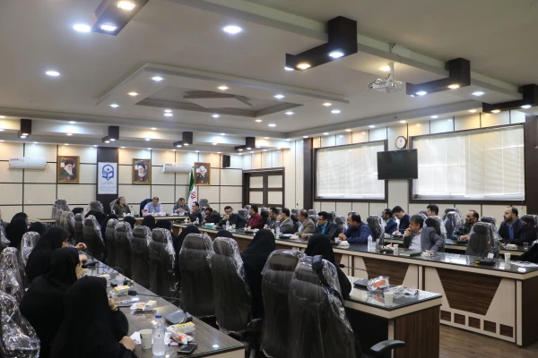 مدیر کل امور اداری دانشگاه فرهنگیان با اعضای هیأت علمی و کارکنان دانشگاه فرهنگیان استان گیلان دیدار و نشستی صمیمانه برگزار کردند . 3