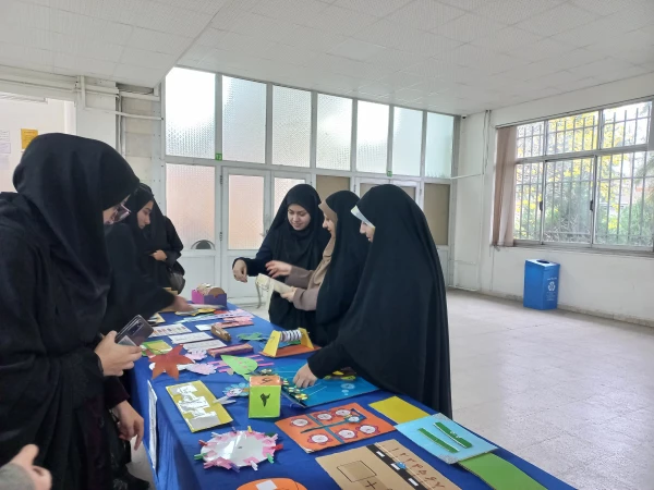 برگزاری نمایشگاه به مناسبت دوازدهمین جشنواره ملی پژوهش و فناوری 6