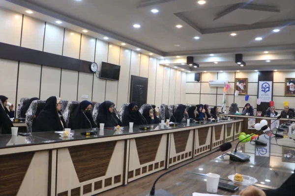 برگزاری مراسم بزرگداشت روز زن در دانشگاه فرهنگیان گیلان 2