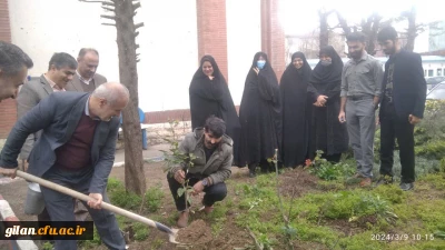 روابط عمومی دانشگاه فرهنگیان گیلان خبر داد

به مناسبت روز درختکاری تعدادی نهال در پردیس امام علی (ع) رشت کاشته شد