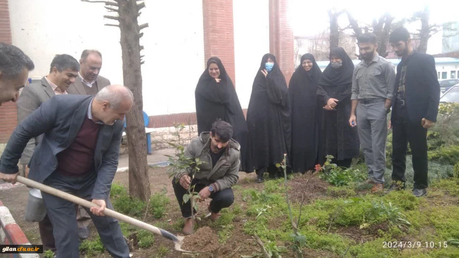 به مناسبت روز درختکاری تعدادی نهال در پردیس امام علی (ع) رشت کاشته شد 2