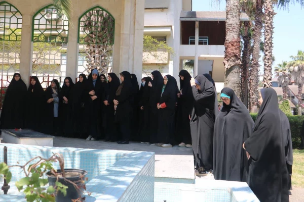 ﴿ إِنَّا مِنَ الْمُجْرِمِینَ مُنْتَقِمُونَ ﴾ 9