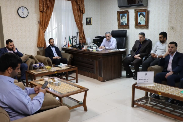 فرهنگ شهادت عبارت است از :« تعیین عاشقانه ای که انسان دنیوی  را در عبور از  حیات مادی به حیات معنوی  لقاءا...می رساند» 8