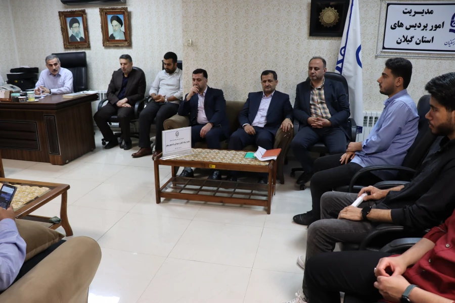 فرهنگ شهادت عبارت است از :« تعیین عاشقانه ای که انسان دنیوی  را در عبور از  حیات مادی به حیات معنوی  لقاءا...می رساند» 4