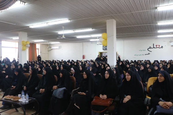 بزرگداشت دهه سرآمدی آموزش و گرامیداشت مقام معلم در پردیس شهیده بنت الهدی صدر رشت 2