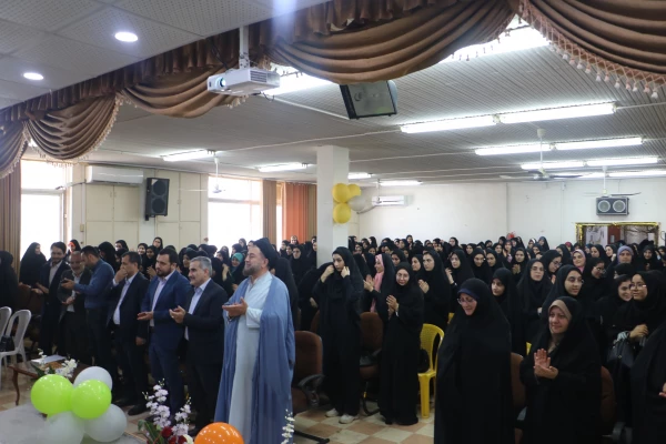 بزرگداشت دهه سرآمدی آموزش و گرامیداشت مقام معلم در پردیس شهیده بنت الهدی صدر رشت 4
