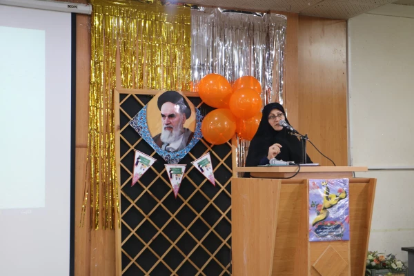 بزرگداشت دهه سرآمدی آموزش و گرامیداشت مقام معلم در پردیس شهیده بنت الهدی صدر رشت 5