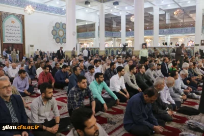 حضور دانشجومعلمان و مسئولین دانشگاه فرهنگیان گیلان  در نماز جمعه