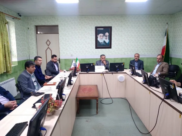 بررسی ضوابط اداری و اجرایی بهمراه همکاری واحدهای مجری در برگزاری امتحانات 4