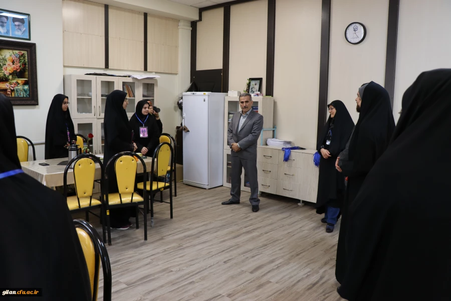 بازدید ریاست دانشگاه از فرایند برگزاری ارزیابی تکمیلی داوطلبان ورود به دانشگاه فرهنگیان در سال 1403 5