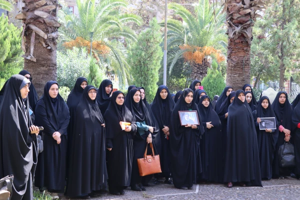 تجمع مدیران، اساتید و دانشجویان دانشگاه فرهنگیان گیلان در پی شهادت سید حسن نصرالله 6