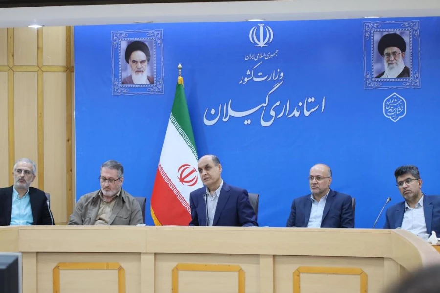 نشست شورای آموزش و پرورش در استانداری گیلان برگزار شد. 4