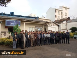 همزمان با هفته بسیج، دانشجویان پردیس امام علی (ع) از موزه ی شهدای دفاع مقدس بازدید نمودند. 4