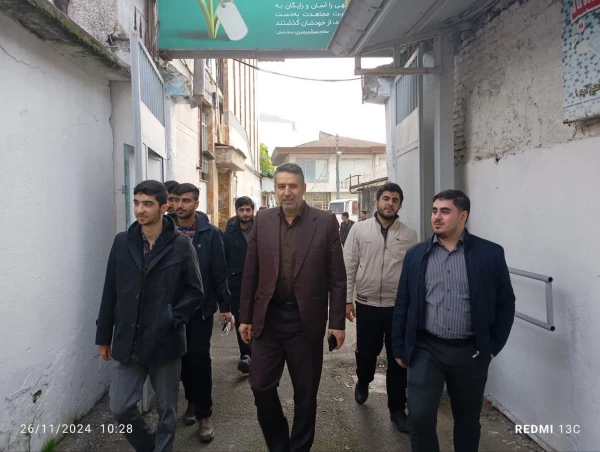 همزمان با هفته بسیج، دانشجویان پردیس امام علی (ع) از موزه ی شهدای دفاع مقدس بازدید نمودند. 6