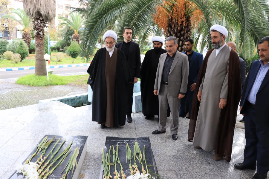 دیدار و نشست صمیمانه نماینده رهبری در گیلان با دانشجویان دانشگاه فرهنگیان استان گیلان 7