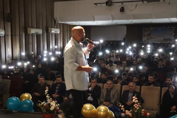 جشن روز دانشجو در دانشگاه فرهنگیان استان گیلان برگزار شد
 6