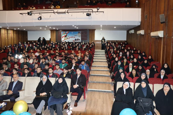 جشن روز دانشجو در دانشگاه فرهنگیان استان گیلان برگزار شد
 6