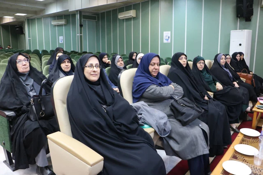 ششمین همایش ملی دانش آموزش در راهنمایی و مشاوره در دانشگاه فرهنگیان استان گیلان برگزار شد.  2