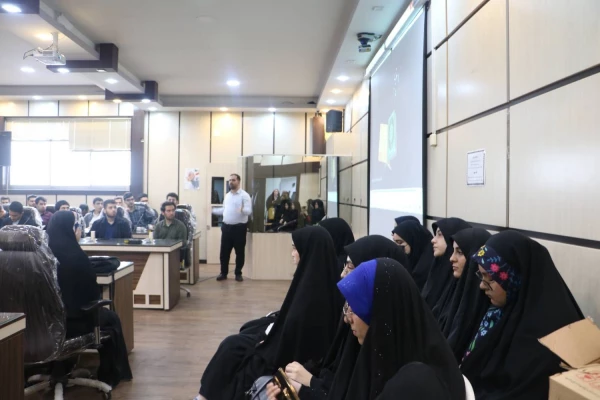 نشست تخصصی  نقش معلم در تعالی معنوی و امید به زندگی نسل آینده 5