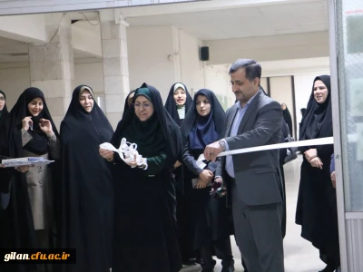 افتتاح نمایشگاه آثار هنری و صنایع دستی دانشجومعلمان پردیس بنت الهدی صدر به مناسبت دهه سرآمدی آموزش