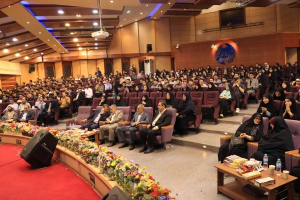 همایش پاسداشت مقام والای استاد شهید مطهری روز ارج نهادن به علم دانش، روز معلم و همچنین تجلیل از اساتید، همکاران و دانشجومعلمان سرآمد آموزشی 4