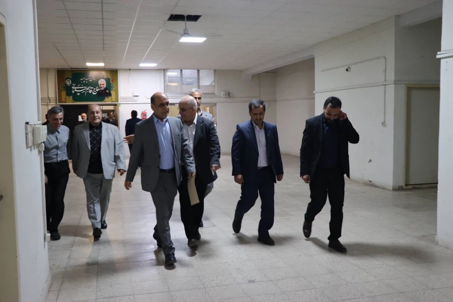 استاندار در نشست با جمعی از چهره های فرهنگی و هنری استان گیلان 4