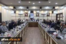 استاندار در نشست با جمعی از چهره های فرهنگی و هنری استان گیلان 5