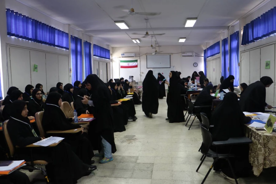 بازدید ابراهیم صفری؛ رئیس دانشگاه فرهنگیان استان گیلان و حجت الاسلام و المسلمین عطایی؛ مسئول دفتر نهاد نمایندگی مقام معظم رهبری در دانشگاه فرهنگیان استان از فرآیند ارزیابی تکمیلی داوطلبان ورود به دانشگاه فرهنگیان
 2