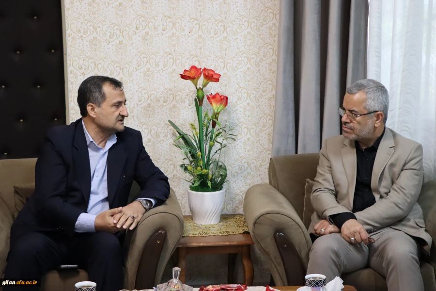 حضور دکتر محمدرضا احمدی سنگری نماینده محترم شهرستان های رشت و خمام و دبیر کمیسیون آموزش و تحقیقات مجلس در دانشگاه فرهنگیان گیلان
 2