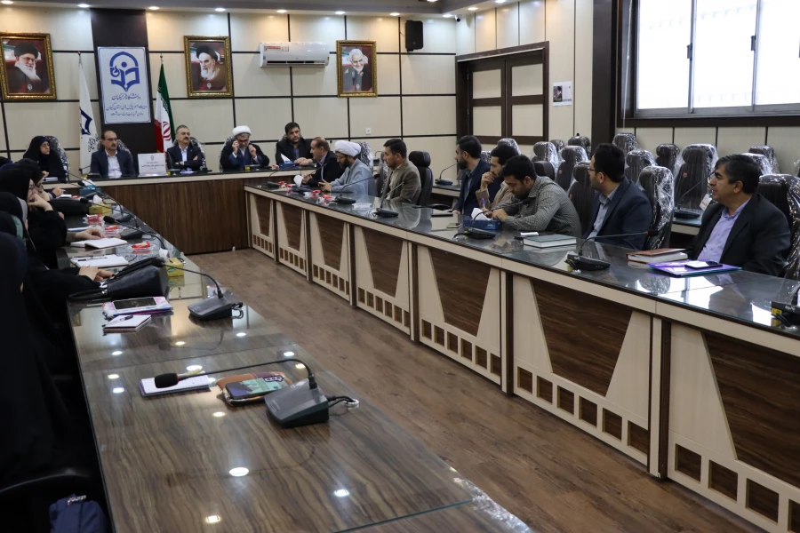 نشست صمیمی اعضای هیأت علمی دانشگاه فرهنگیان گیلان با معاون آموزشی و تحصیلات تکمیلی دانشگاه فرهنگیان 5